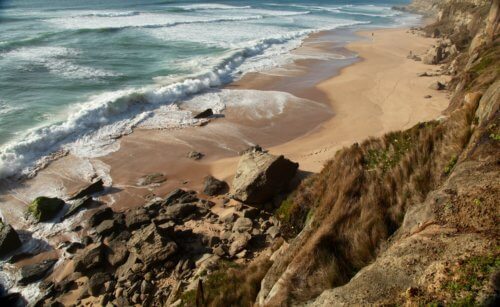 Areias do Seixo beach waves